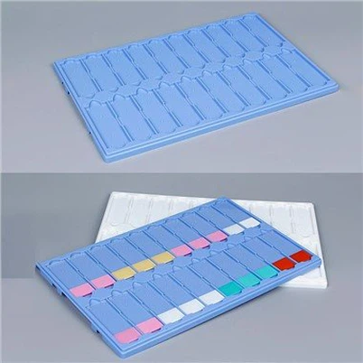 Plastový stojan na barvení diapozitivů